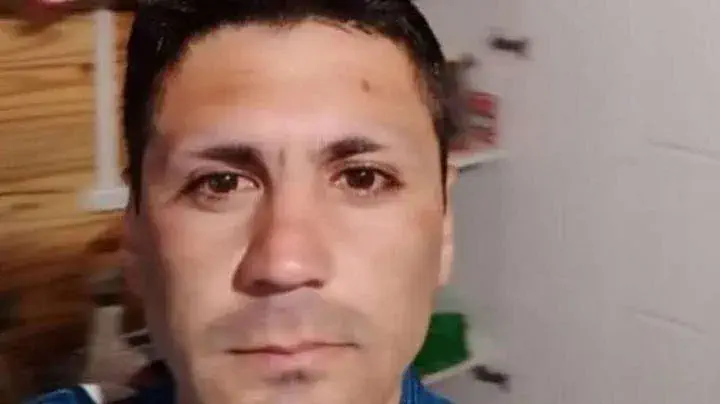 Fue a denunciar a su expareja por violento y cuando volvió a su casa encontró a su mamá asesinada a golpes