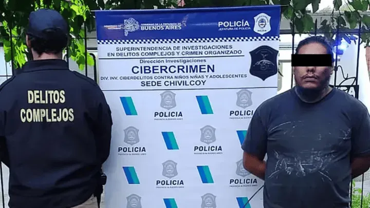 Fue a un restaurante y pidió champagne, pero leyó mal el precio y cuando le llevaron el ticket casi se infarta