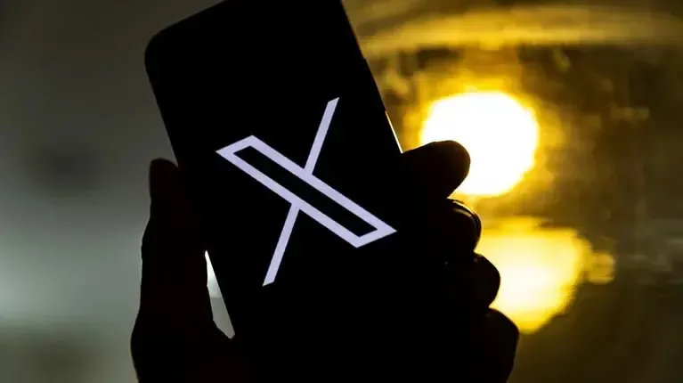 Fue a votar por primera vez, no había boletas y le dijeron que "vuelva a la tarde"