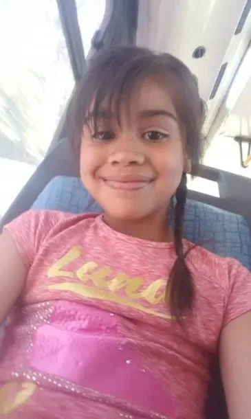 Fue como padre acompañante al viaje de egresados de su hija, se descontroló y el video explotó en TikTok