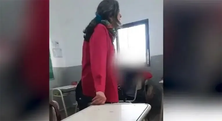 Fue filmado arrastrando los restos de su vecino y quedó preso por homicidio