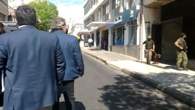 Fueron a un restaurante y usaron un curioso método para dividir la cuenta