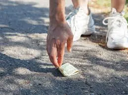 Fueron con un camión y le robaron la pileta a una familia