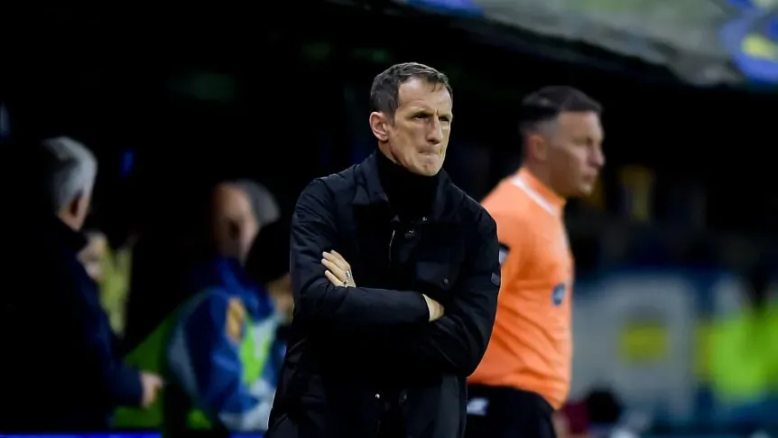 Fuerte autocrítica de Arruabarrena tras el triunfo de Boca: "No merecimos ganar, Lanús fue superior"
