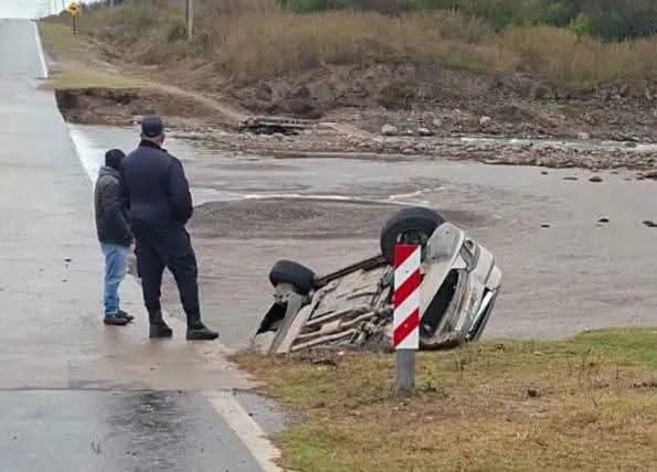 Furia: Quiso golpear a los policías tras ser descubierto con ropa robada