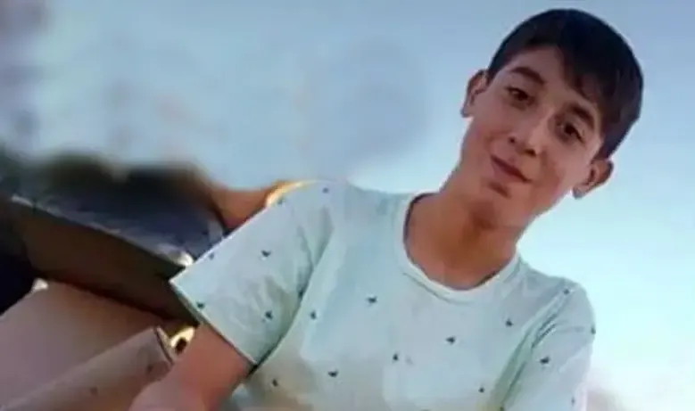 Golpeó a su pareja y a su hija de 12 años