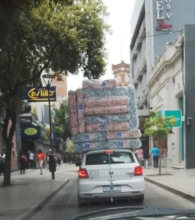 Golpeó a su propio padre con una piedra en la cabeza
