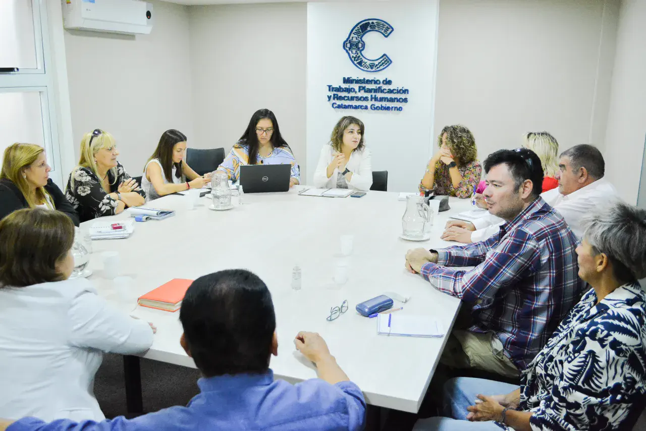 Gremios Docentes firmaron el acuerdo paritario con el Gobierno