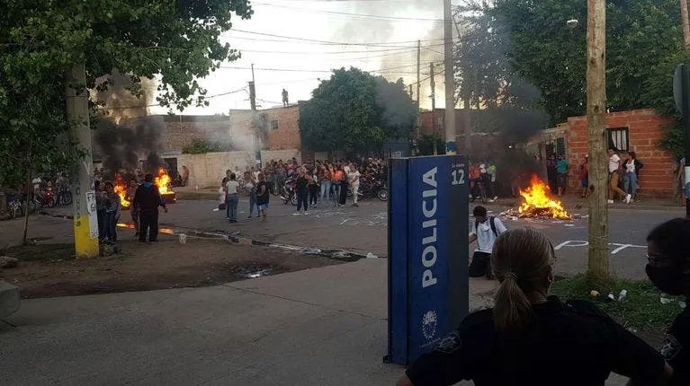Hallaron un bebé muerto adentro de un contenedor
