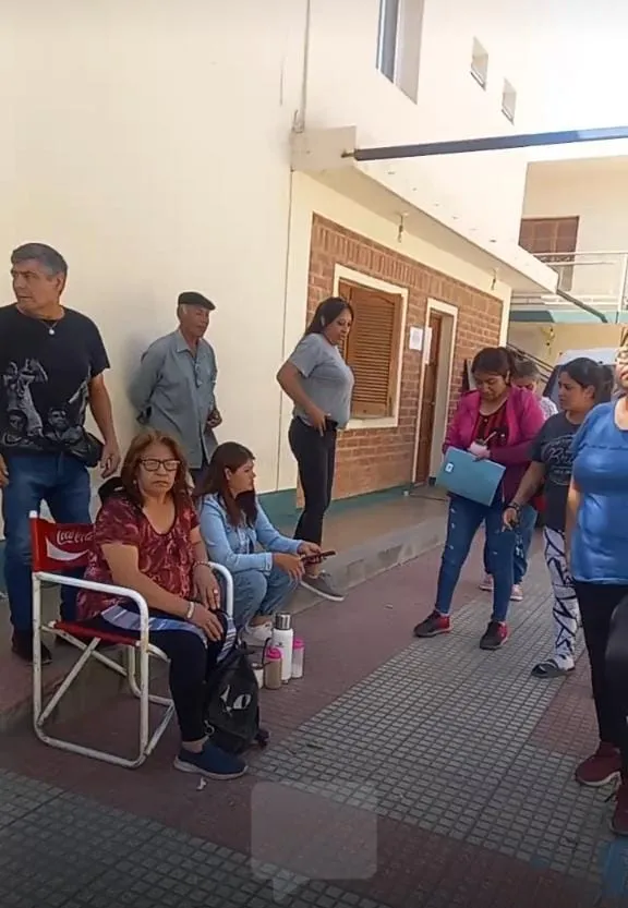 Horror: secuestró a un joven que le debía $250.000 y lo torturó por horas con un caño