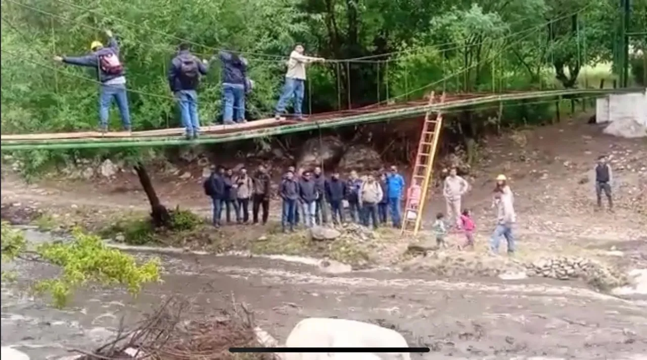 Impactantes imágenes de la Escuela Apolo