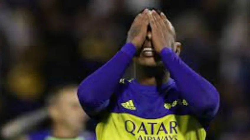 Incidentes en la marcha de ahorristas: arrestaron a su vocero
