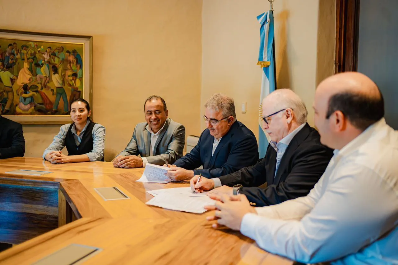 Incorporan moderno sistema de climatización en el Teatro del Sur
