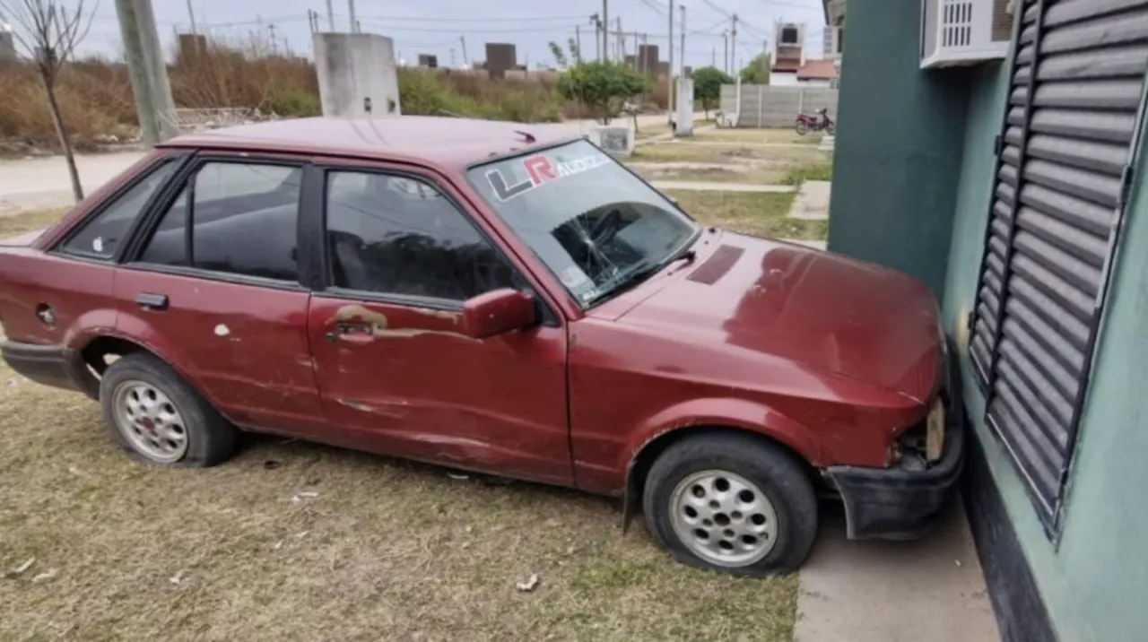 Insólito escape: un acusado de abuso sexual huyó tras fingir una crisis de salud