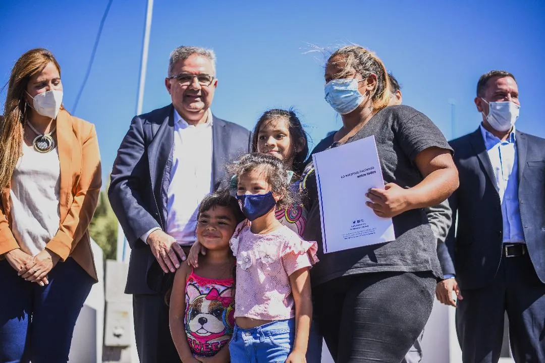 Insólito: un padre y sus hijos están presos por atrapar a ladrones que entraron a robar