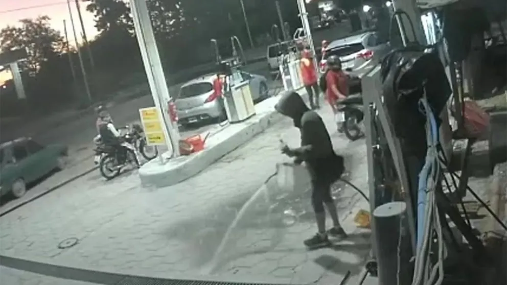 Intentó cometer un ilícito en un supermercado de la Capital y fue aprehendido