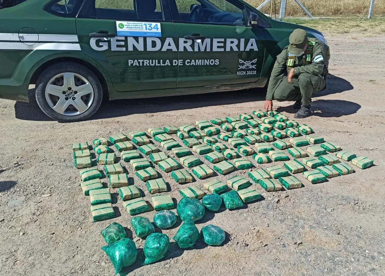 Investigan a una docente por maltrato