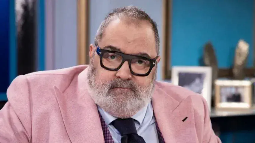 Jorge Lanata apuntó contra Javier Milei por sus viajes internacionales: "Debería pagarlos con sus ahorros"