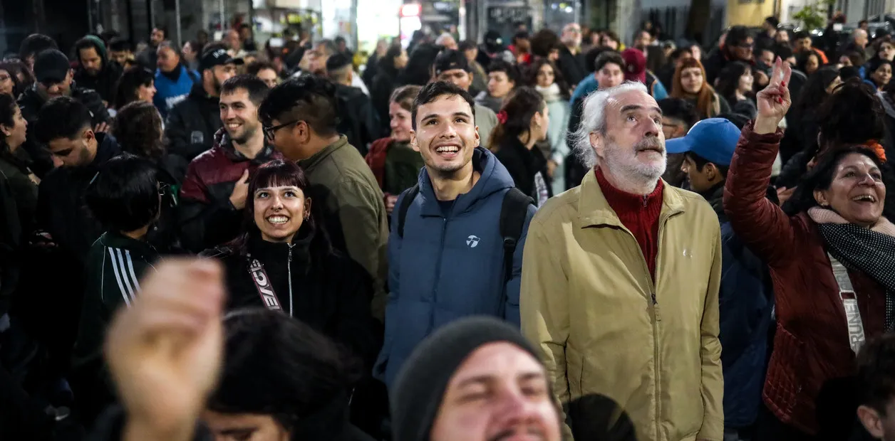 Kicillof contó cómo fue el intercambio por Whatsapp con Guillermo Francos tras las elecciones bonaerenses