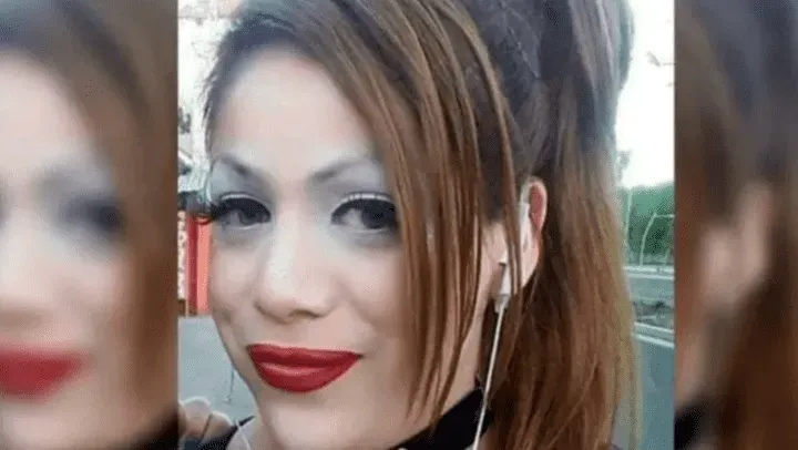 La artista que dejó de afeitarse y revoluciona las redes sociales