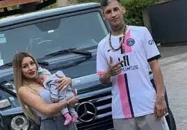 La astuta maniobra de una familia para pasar la Navidad con un caso positivo de COVID-19