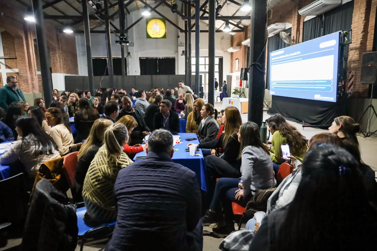 La Capital y la UNCA lanzan dos nuevas diplomaturas universitarias gratuitas