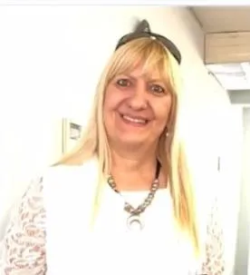 La esposa del Dibu Martínez estaría embarazada y una contundente foto detonó los rumores