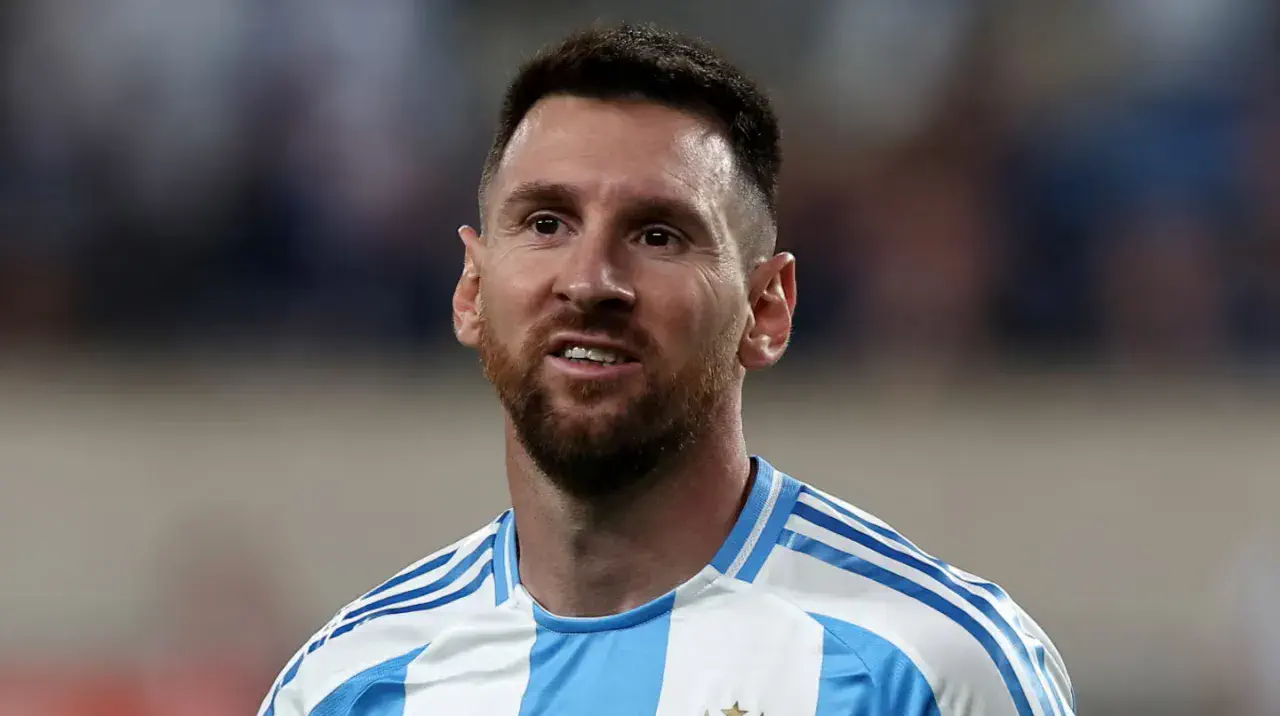 La foto de Lionel Messi ante Chile que causó furor en las redes sociales por un particular detalle