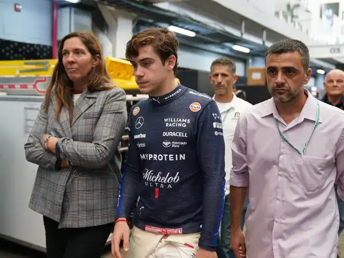La mánager de Franco Colapinto habló del futuro del piloto argentino y bajó a tierra la ilusión de verlo