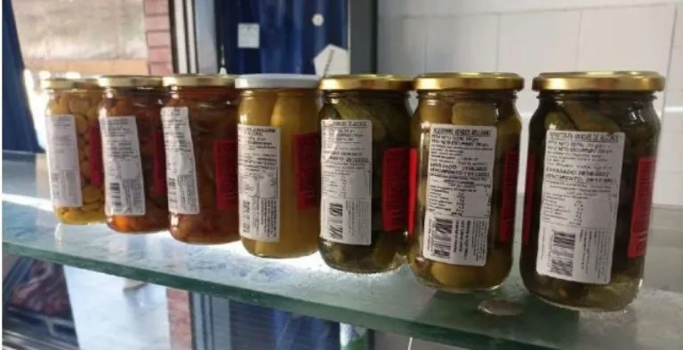 La manosearon para robarle el celular