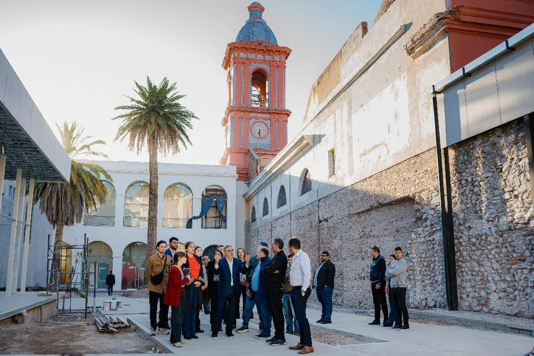 La obra de restauración de la histórica Casa de Gobierno en su etapa final
