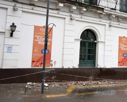 "La Peque Pareto" derribó a Donato con una toma de judo y estallaron los memes