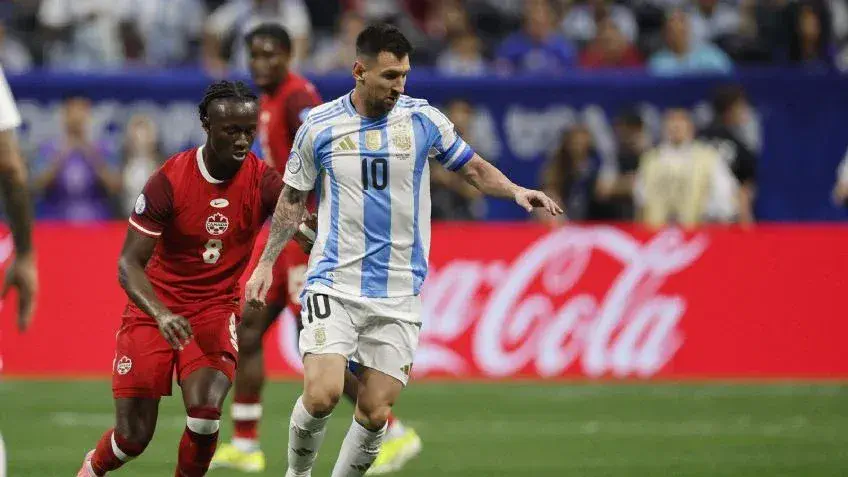 La Selección argentina enfrenta a Canadá por un lugar en la final