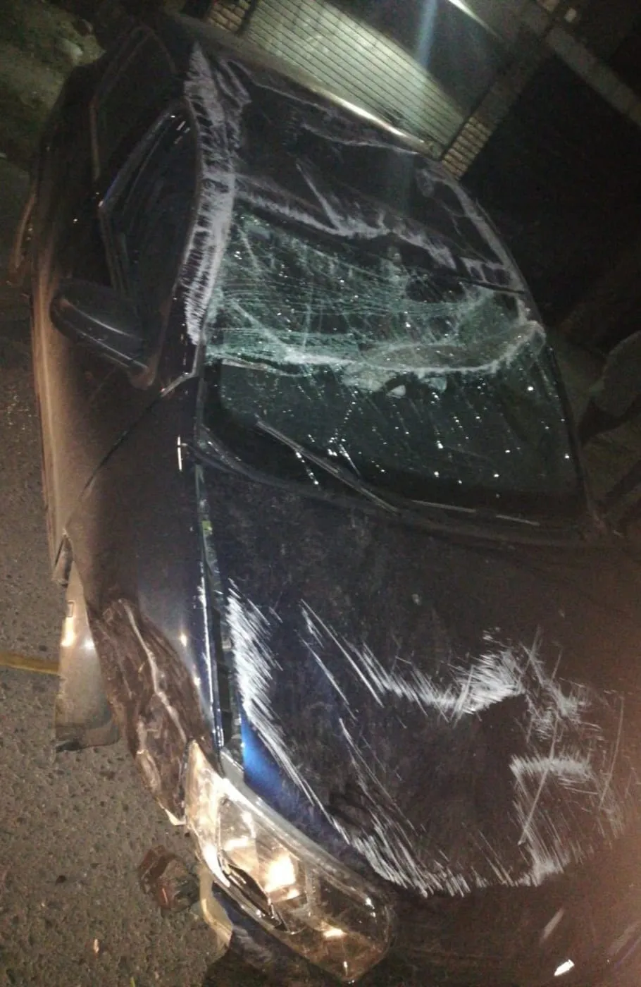 Ladrón escapaba, chocó y terminó en el Hospital