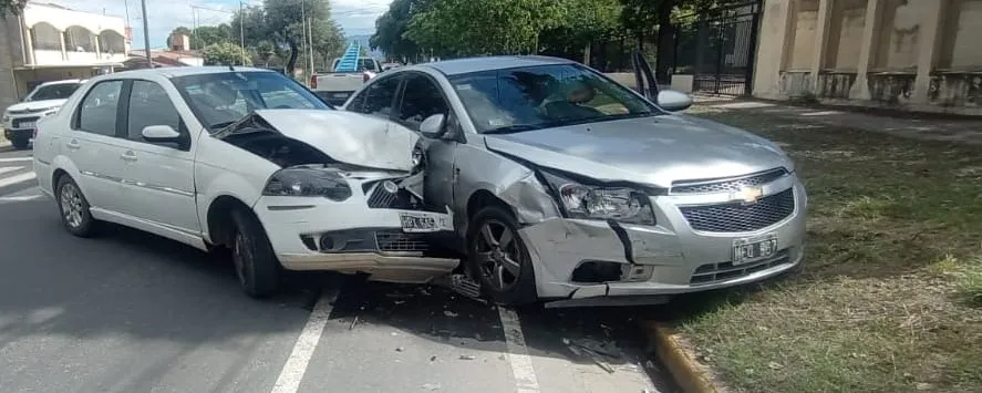 #LaFotoDelDía "Esta mujer se metió y casi me choca"
