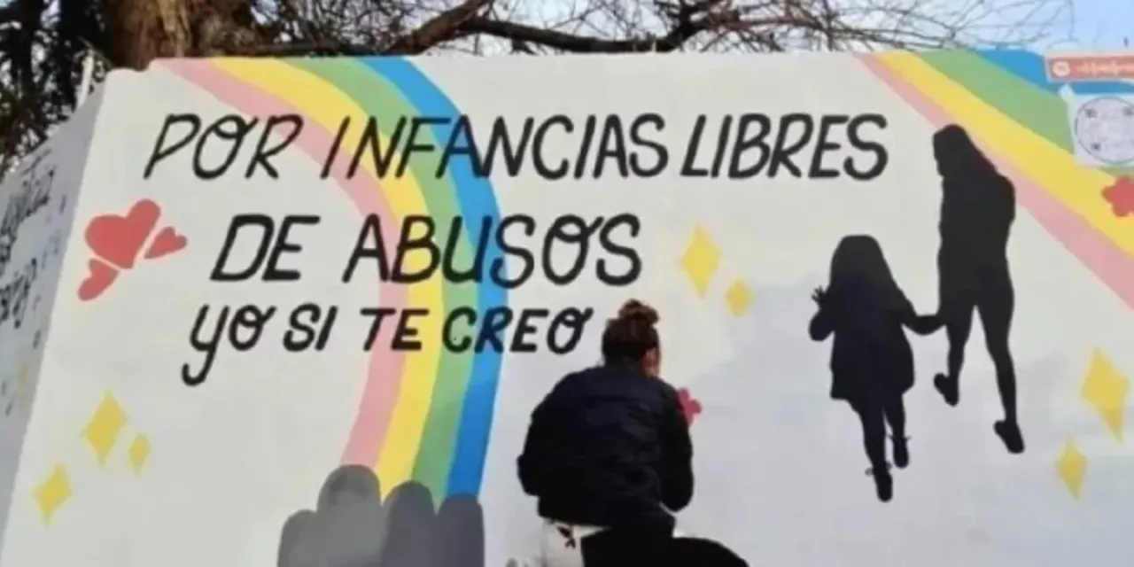 #LaFotoDelDía: "Estacione como usted quiera, total es vehículo oficial"