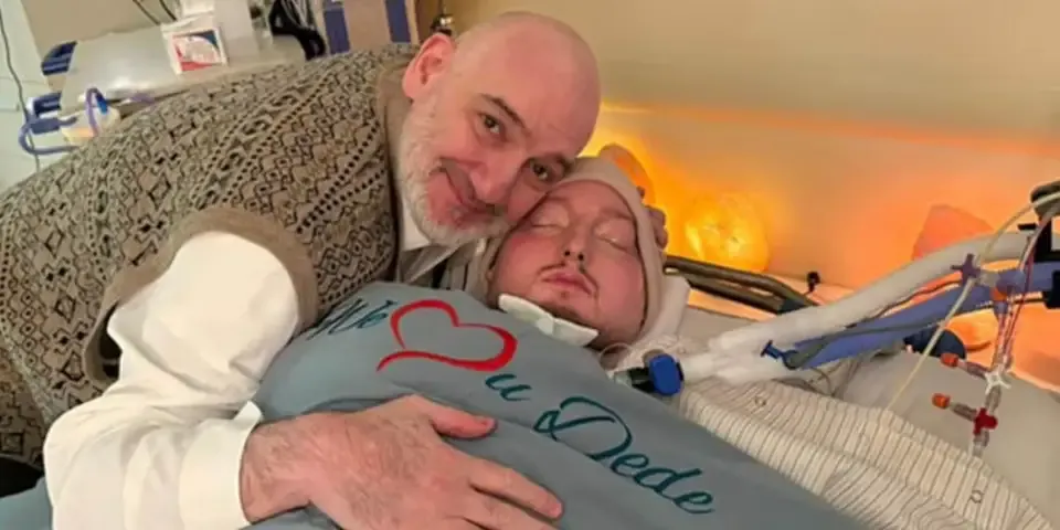 Le dio un brutal golpe a su pareja