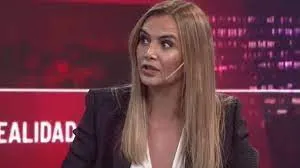 Le robaron 300 mil pesos y objetos de valor