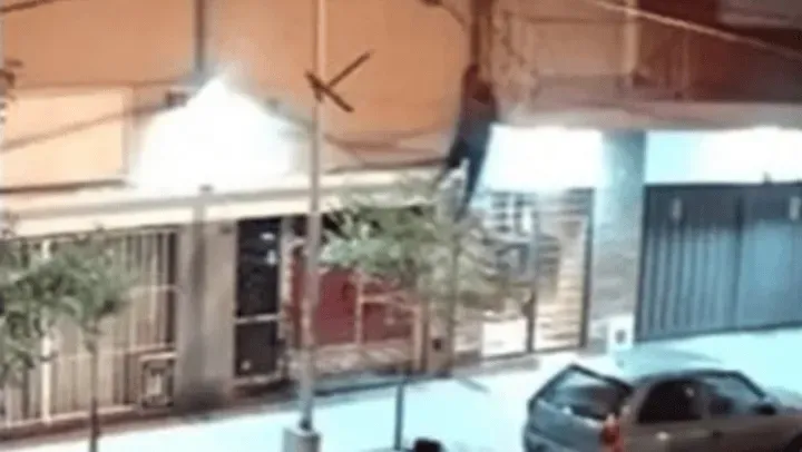 Le robaron a comerciante cuando fue al baño