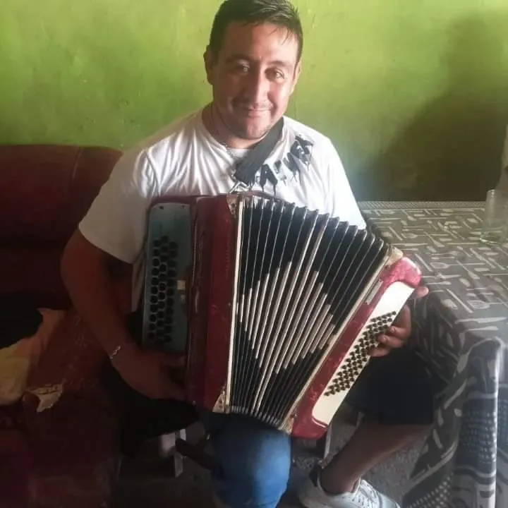 Le robaron todos sus ahorros