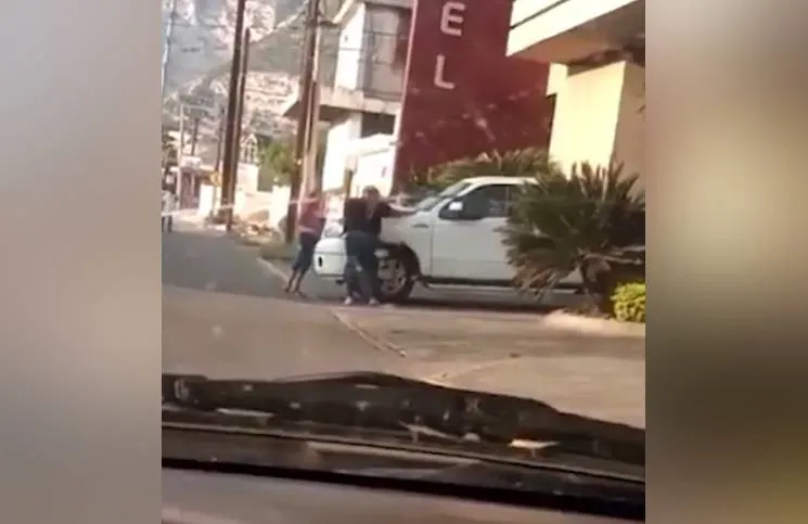 Linchan a ladrón que quiso asaltar una estación de servicio