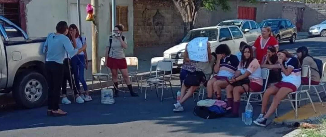 Llamó a la Policía y denunció que le robaron las plantas de Marihuana