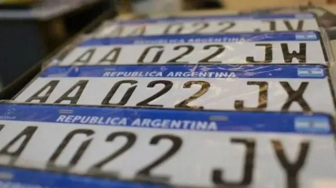 Llegan 50.000 autos eléctricos e híbridos al país: qué costo tendrán