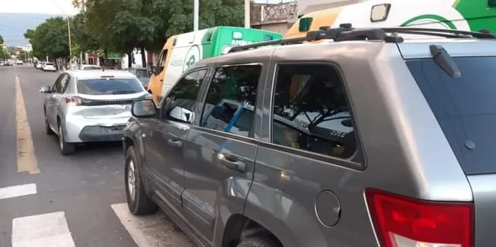 Llevaban U$S 75 mil ocultos en el filtro del aire acondicionado del camión