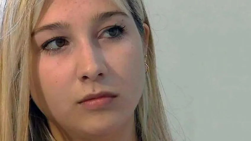Llevó a arreglar su celular pero le negaron el servicio por tener una foto con Cristina de fondo de pantalla