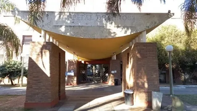 Locura: un chef se sacó y atacó con un cuchillo a un empleado de un restaurante