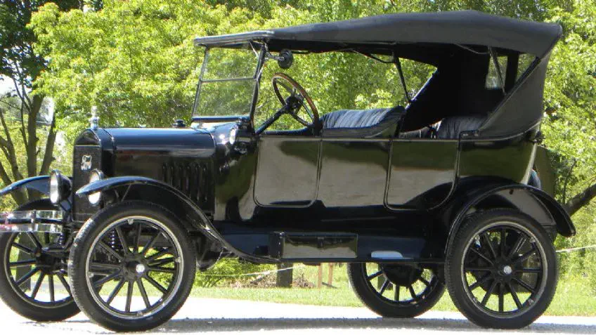 Los 10 autos más vendidos de la historia