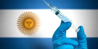 Los dólares siguen subiendo: ¿cómo abren la semana?