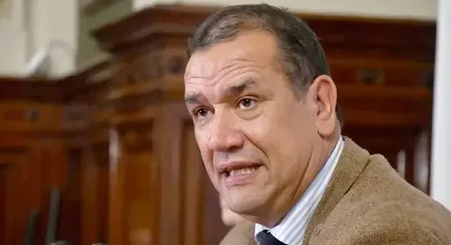 Los niños deben estar correctamente asegurados para circular en autos