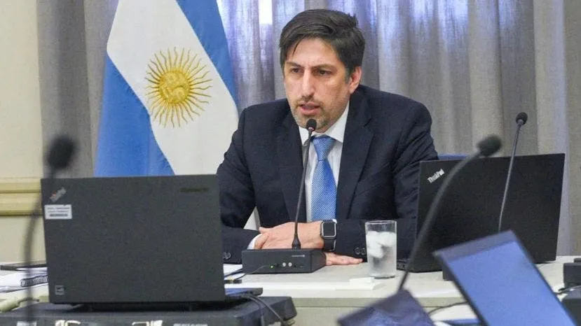 Los videos hot de Romina Malaspina tras la polémica del Capitolio